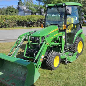 Tractores John Deere 2025R Usados de Segunda Mano con Cortadora de Césped en Venta - Product Image 1