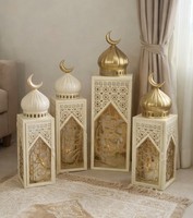 Ensemble de lanternes en métal blanc et or avec dessus en forme de croissant, calligraphie arabe, découpes, lumière de bougie chaleureuse, décoration de la maison festive, cadeau