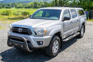 Toyota Tacoma Double Cab 4x4 2015, Lista para Enviar - Product Image 1
