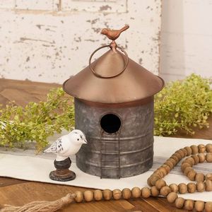 Elégante maison d'oiseau en métal avec finition grise idéale pour la décoration de maison et de jardin de luxe - Product Image 6