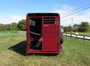 Remorques pour chevaux Calico 2024, 6' x 16' avec une hauteur de carrosserie de 7', remorque pour bétail, charge utile totale de 7000 lb, double essieu, caisse en cage, meilleur prix - Product Image 4