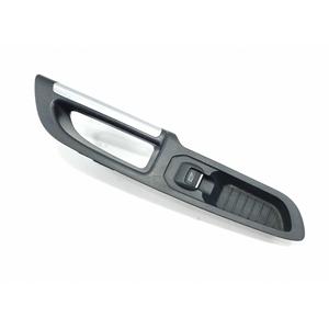 Pannello Pulsanti Anteriore Destro FORD Serie Grand C-Max 1861098 (10>) - Product Image 1