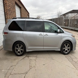 Toyota Sienna SE 2015 SUPER LIMPIA, 8 Pasajeros, TRANSMISIÓN AUTOMÁTICA, CILINDROS V6 - Product Image 1