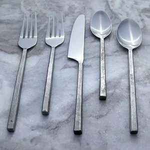 Juego de cubiertos de 5 piezas Juego de cubiertos de acero inoxidable Herramientas para ensaladas Juego de cubiertos ecológicos Apto para lavavajillas Restaurante Hotel - Product Image 4