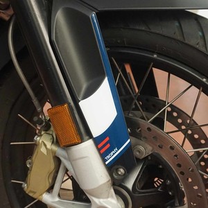 Adesivi Protettivi 3D per Parafango Moto su Misura, Compatibili con BMW R 1250 GS e ADV Trophy - Product Image 1