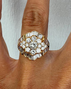 Arin /18K/14K ทองพร้อมใบรับรอง GIA/IGI เพชรธรรมชาติทันสมัยหรือออกแบบเองด้วยแหวนเพชร MOQ ต่ำ - Product Image 4