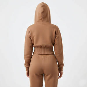 Ventes en gros de sweats à capuche pour femmes à taille haute et à coupe courte, ourlet côtelé large, épaules tombantes, manches bouffantes, sweats en molleton de coton sur mesure - Product Image 3