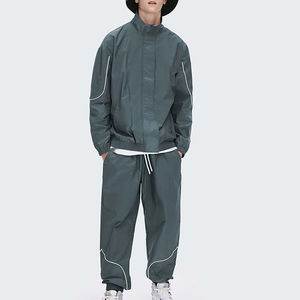 Vêtement décontracté de haute qualité, veste légère à fermeture éclair, pantalon en polyester/nylon, lignes réfléchissantes, coupe-vent surdimensionné, survêtement uni - Product Image 1