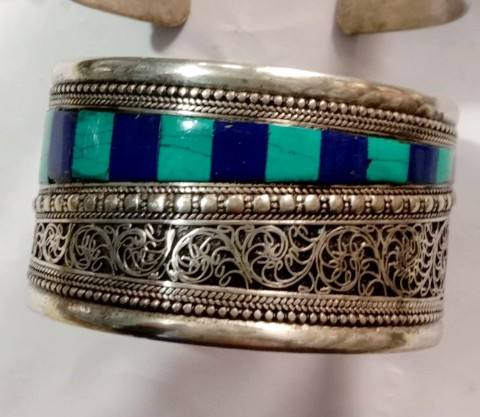 สีเขียว