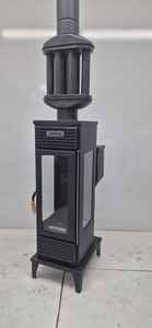 Estufa de Leña/Pellets DORELLO con Recuperación de Calor, Máxima Eficiencia, Mínimo Consumo de Combustible Diseño Tradicional de Hierro Fundido para Uso en Hoteles TR - Product Image 4