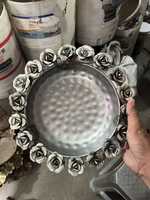 Urli Diya en métal décoratif traditionnel en laiton pour fleurs flottantes Beau bol décoratif Diwali Diya