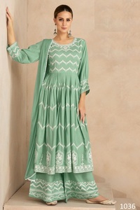 Recién pesado rayón adornado cómodo especial elegante Kurtis Palazzo conjunto colección de ropa de fiesta - Product Image 6