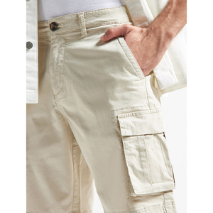 Short ample en coton personnalisé pour hommes Short d'entraînement cargo pour hommes Short d'été pour la randonnée en plein air avec plusieurs poches - Product Image 4
