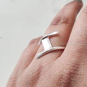 Bague pour femme en argent massif, bague à bande croisée, bague unisexe contre l'anxiété, cadeau de Noël, cadeau d'anniversaire, bijoux faits à la main, bague en argent sterling 925 - Product Image 2
