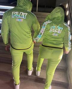 Trajes de logotipo reflectante personalizados de alta calidad, chándal para correr, chándales para hombres y mujeres - Product Image 1