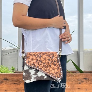 Top Fashion Popular Design Hand Tooled Leather Crossbody Bag for Women's High Quality Hair On Hide Genuine Leather Shoulder Bags - Product Image 1