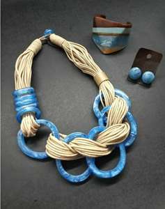 Taille personnalisée Meilleur design Perle en résine de haute qualité Collier couleur argent Bijoux de mode Boucles d'oreilles Accessoires Femmes Fête de Noël - Product Image 5