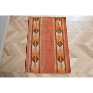 พรมตุรกีวินเทจ ขนาด 1.8x2.7 ฟุต (55x83 ซม.) พรมลายดอกไม้สีแดงคิลิม - Product Image 1