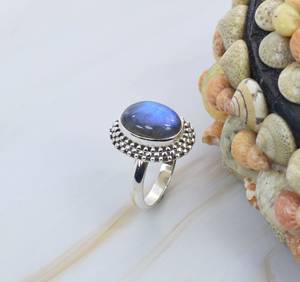 Elegante Plata de Ley 925 joyería de fiesta para mujer tendencia hecha a mano labradorita piedra preciosa anillo de promesa con ajuste de bisel - Product Image 3