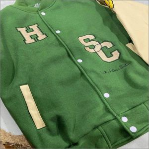 Blouson d'hiver pour homme de qualité supérieure, style universitaire, en satin, grande taille, matelassé, personnalisé, avec col montant, vente en gros Pakistan - Product Image 4