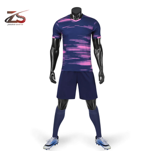 ชุดฟุตบอลคุณภาพสูงผลิตในปากีสถานรวมถึงเสื้อเจอร์ซีย์และชุดฟุตบอล - Product Image 4