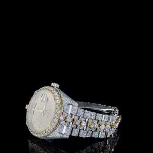 Montre en diamant intemporelle de luxe pour dames et filles, élégante précision étincelante avec boîtier en verre à mouvement mécanique au design sophistiqué - Product Image 1