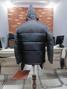 ORCAFITS Chaqueta Acolchada Negra para Hombre con Cuello Alto, Cortavientos, de Poliéster, Abrigo Casual de Invierno con Cremallera, Ajuste Regular, Color Liso - Product Image 3