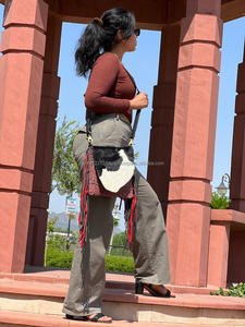 Bolso de cuero de piel sintética de estilo occidental único para mujer, bolsos laterales de estilo Vintage de piel de color en relieve para mujer - Product Image 2