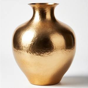 LuxeHaven Metal ArtVessel Opulent Grace Tall Bronce Acabado Diseñador Jarrón de metal Exquisito acento hecho a mano para la decoración del hogar - Product Image 3