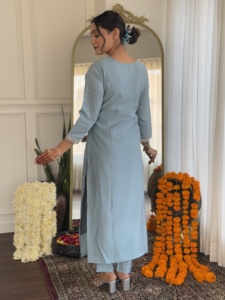 Boutique indienne de qualité supérieure élégant Kurti en soie romaine avec tissu organza chic Dupatta pour vêtements de mariage vêtements ethniques - Product Image 5