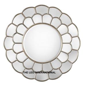 Miroir de luxe moderne tendance pour la maison, salon, qualité supérieure, design antique en métal, miroir de vanité pour la décoration de la maison - Product Image 2