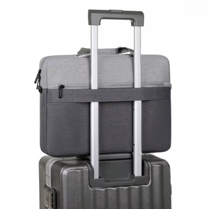 Mochila para Portátil OEM de Tela de Poliéster Resistente y Ligera para Viajes de Negocios, Universidad y Oficina, con Opción de Logotipo Personalizado - Product Image 4