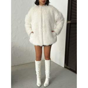 Manteaux en fausse fourrure pour femmes en gros, manteaux en peluche - Product Image 3