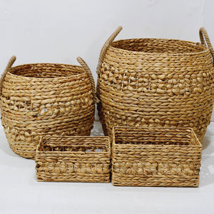 Ensemble de 4 paniers de rangement multifonctionnels en jacinthe d'eau tissés à la main, écologiques et rustiques, de forme mixte, Artex Dong Thap - Product Image 4