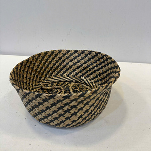 ตะกร้าอเนกประสงค์ทรงกลมจากหญ้าทะเล หรูหรา เป็นมิตรกับสิ่งแวดล้อม - Product Image 3