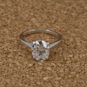 Anillo de diamante cultivado en laboratorio elegante centelleante, corte ovalado de oro de 10K, 2,50 quilates VVS2 IGI, joyería Premium certificada, regalo de compromiso para mujer - Product Image 5