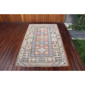 พรมวินเทจสไตล์ตุรกี ขนาด 3.8x6.4 ฟุต (116x194 ซม.) ลายดอกไม้สีน้ำเงิน - Product Image 1