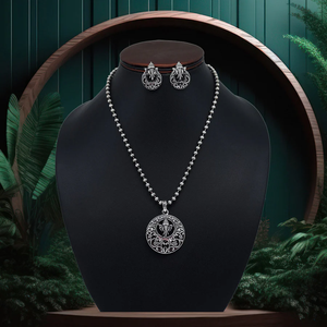 Conjunto de joyería de moda para niñas Collar de cadena multicapa con diseño de moda y juvenil Conjuntos de joyería de moda - Product Image 6