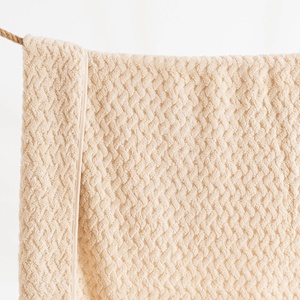 Natural Handloomed Turkish <b>Bath</b> Towel <b>Bubble</b> Weave, 35x68 in - Product Image 3