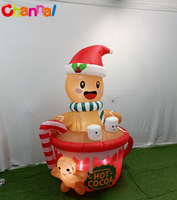 Tazza di Cioccolata Calda con Cappello da Babbo Natale e Luci LED Integrate, Decorazione Gonfiabile per Giardino e Cortile
