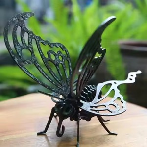 Vietnam gros luxe papillon stickers muraux métal résine décor à la maison pour intérieur canapé Photo utilisation fabricant décor à la maison - Product Image 1