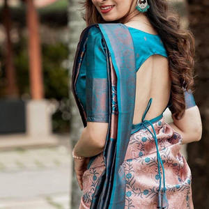 Saree de diseño único para mujer con elegante blusa a juego de tela bordada personalizada para bodas funciones formales fiestas - Product Image 2