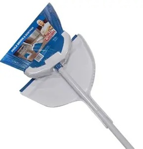 Mr. Clean Neat Sweep 11.8 pulgadas Escoba con recogedor de basura - Product Image 3