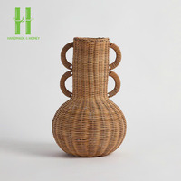 Meilleure Vente : Urne Vase en Rotin Tressé Artisanal Écologique Rustique sur Pied pour Fleurs Séchées, Décoration de Table, OEM Vietnam HNH Craft
