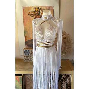 Robe en macramé avec taille naturelle, tissu en mousseline, silhouette droite et épaules en macramé - Product Image 1