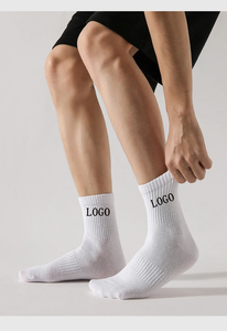 Chaussettes personnalisées avec logo pour hommes Chaussettes en coton respirantes et confortables pour un usage quotidien - Product Image 5