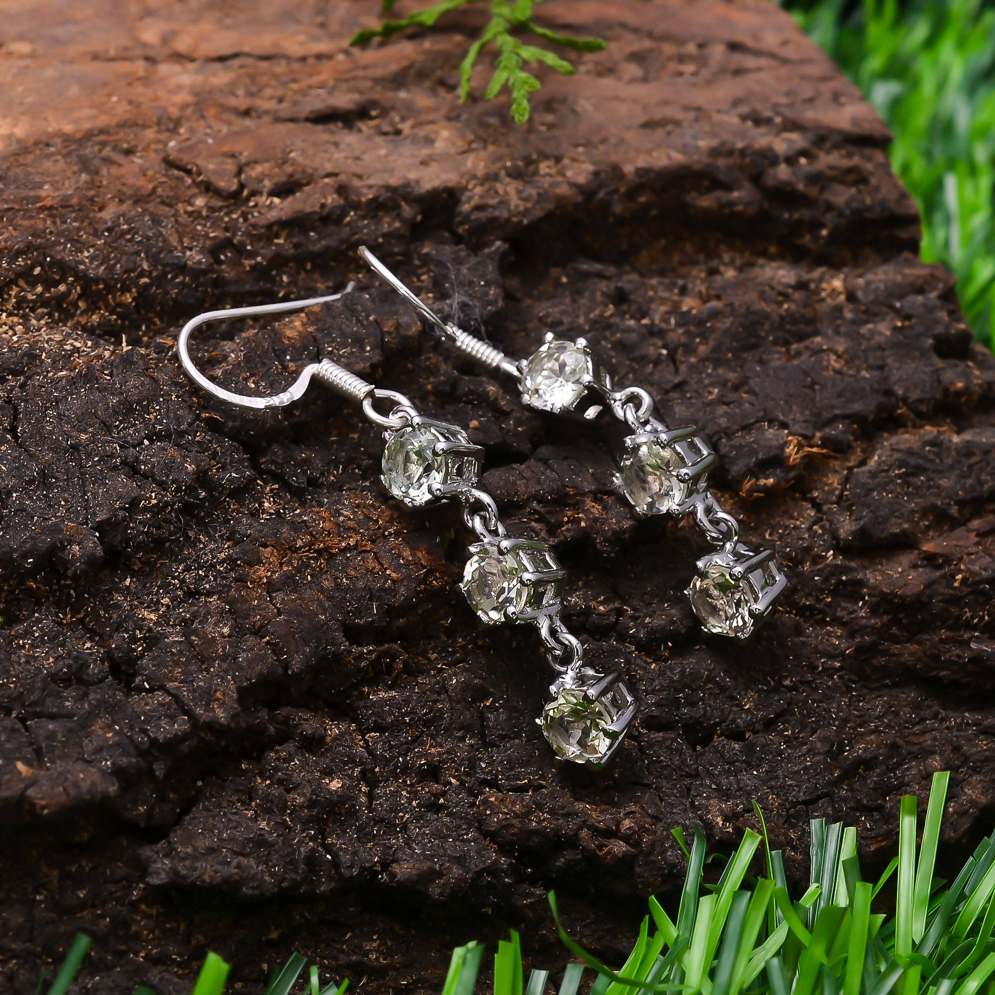 สีเขียว