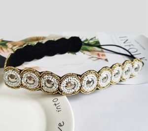 Bandeau à bijoux élastique vintage de luxe avec faux diamants Accessoires de cheveux élégants pour le printemps - Product Image 1