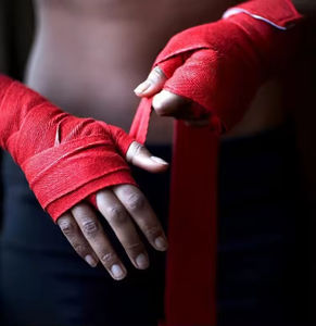 Bandage de boîte élastique personnalisé 5m bandages de kickboxing enveloppes de main en polyester pour le sport - Product Image 5