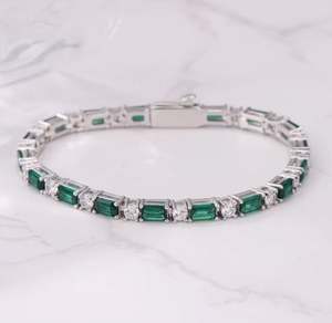 Bracelet tennis baguette vert, bracelet tennis or blanc, bracelet tennis, bracelet diamant, cadeau pour elle, bracelet minimaliste - Product Image 1